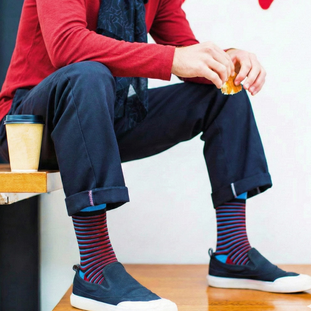 Shongolulu tiger stripe socks in blue and red